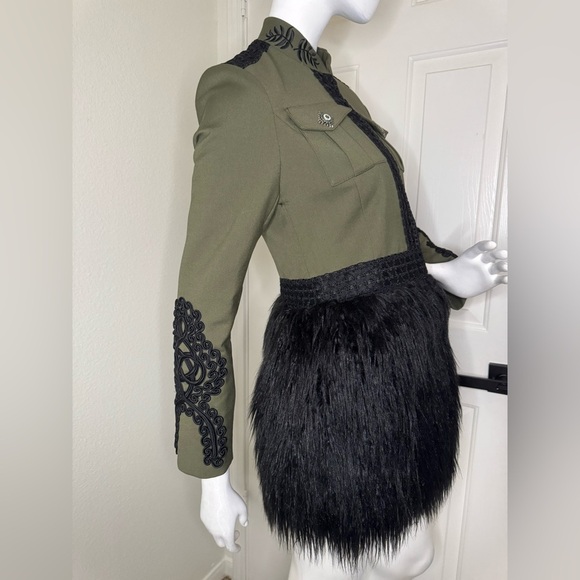 The Extreme collection military Green
Black fur jacket size 38 Unique. - Picture 12 of 17